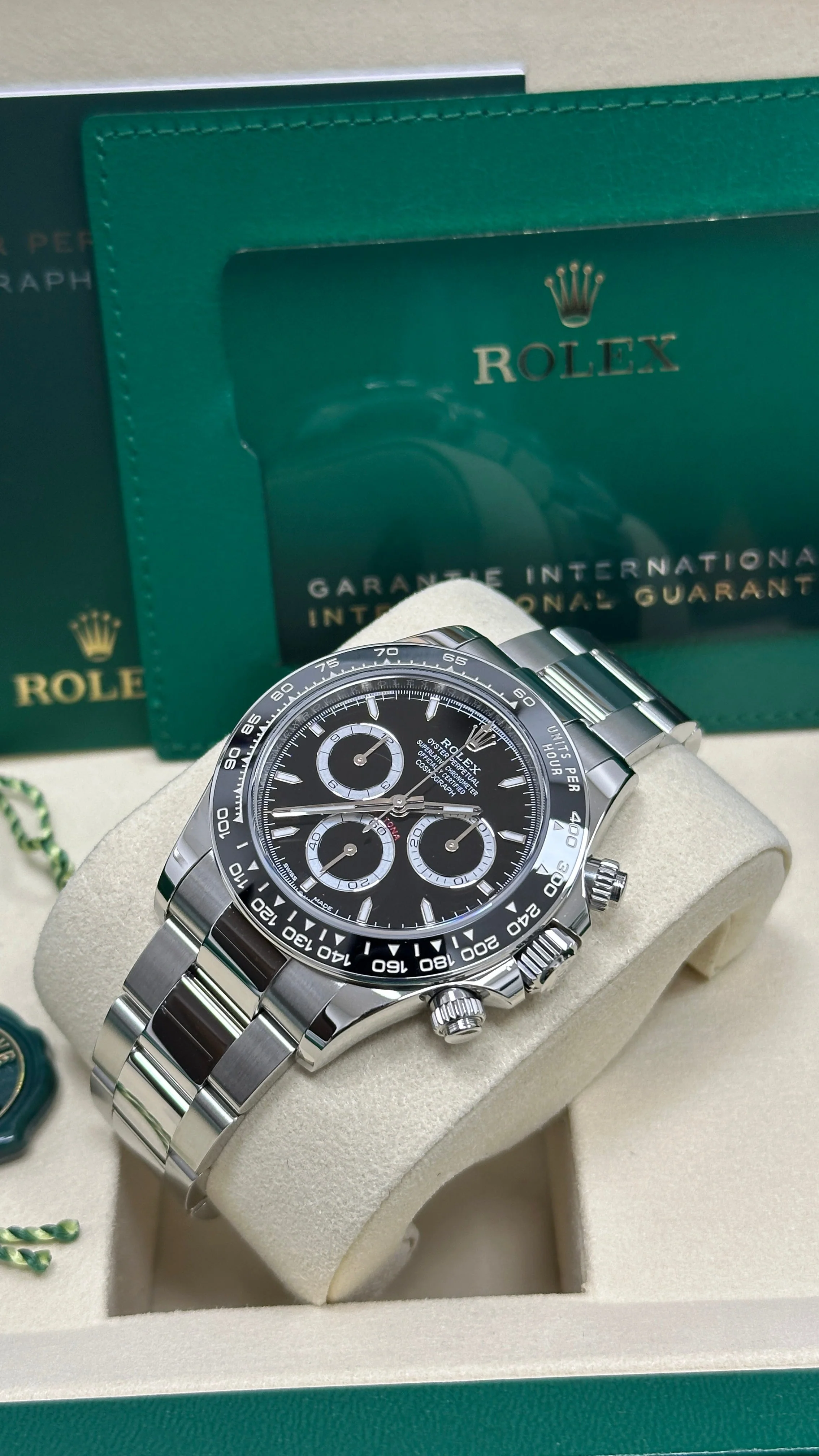 Rolex Cosmograph Daytona 40mm Black Dial Black Ceramic Bezel 126500LN – New 2025 / 2026 - Image 5