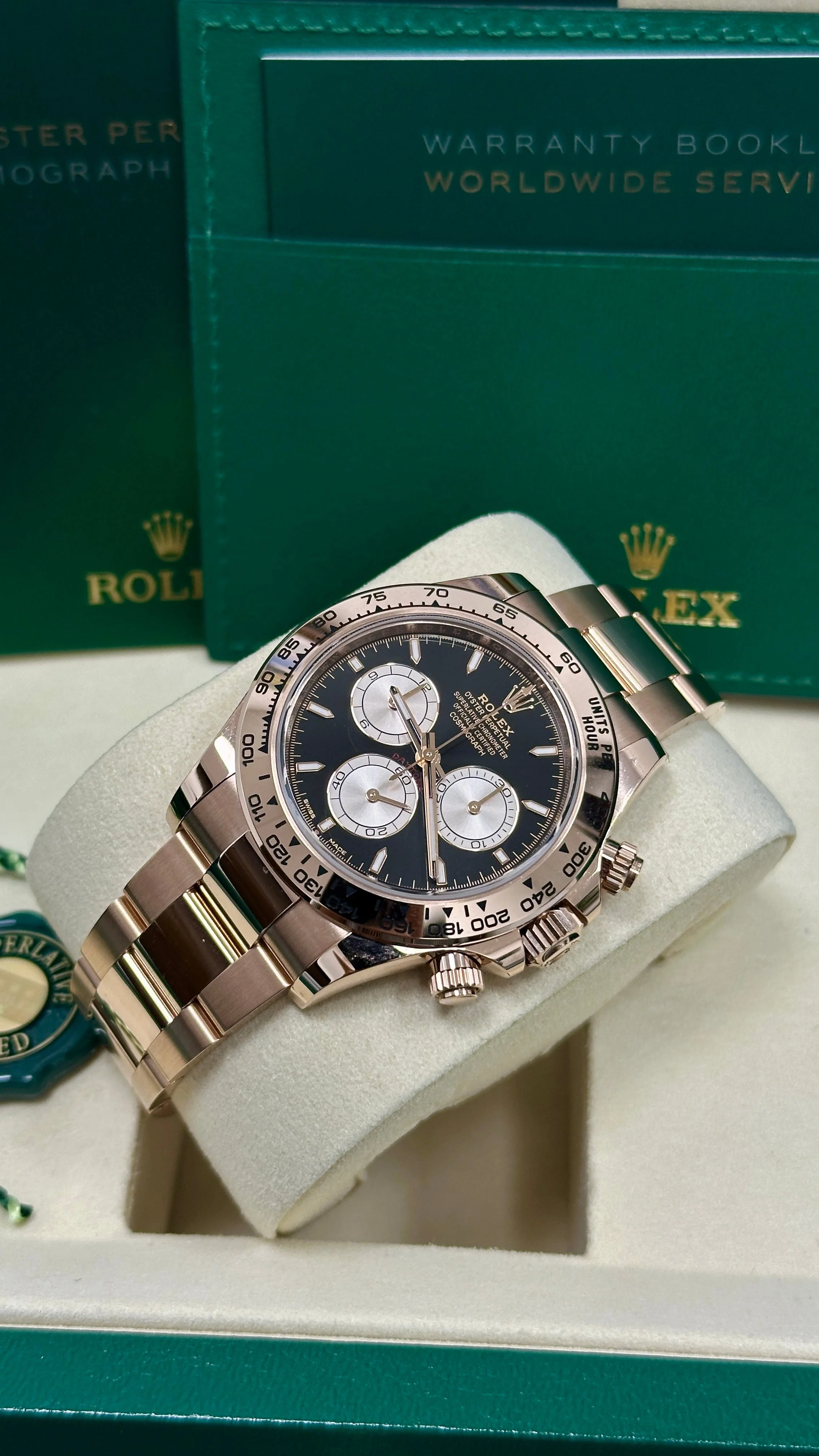 Rolex Cosmograph Daytona 40mm Everose Gold Black Dial 126505 – New 2025 / 2026 - Image 5