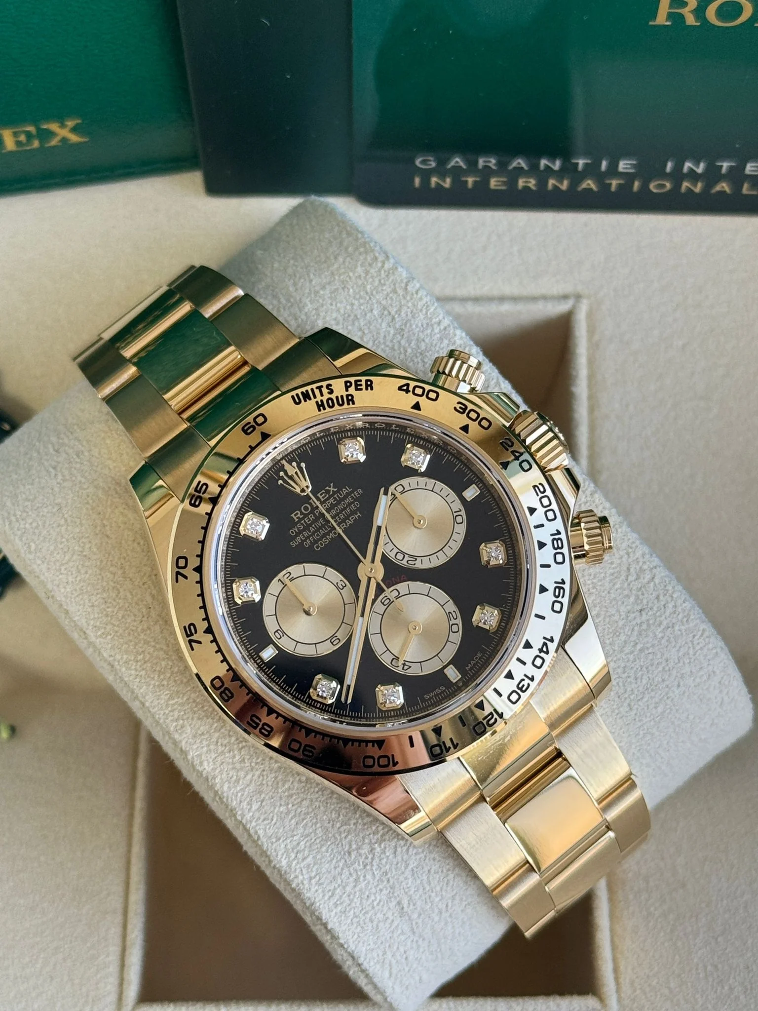 Rolex Cosmograph Daytona 40mm Yellow Gold Black Diamond Dial 126508 – New 2025 - Image 8