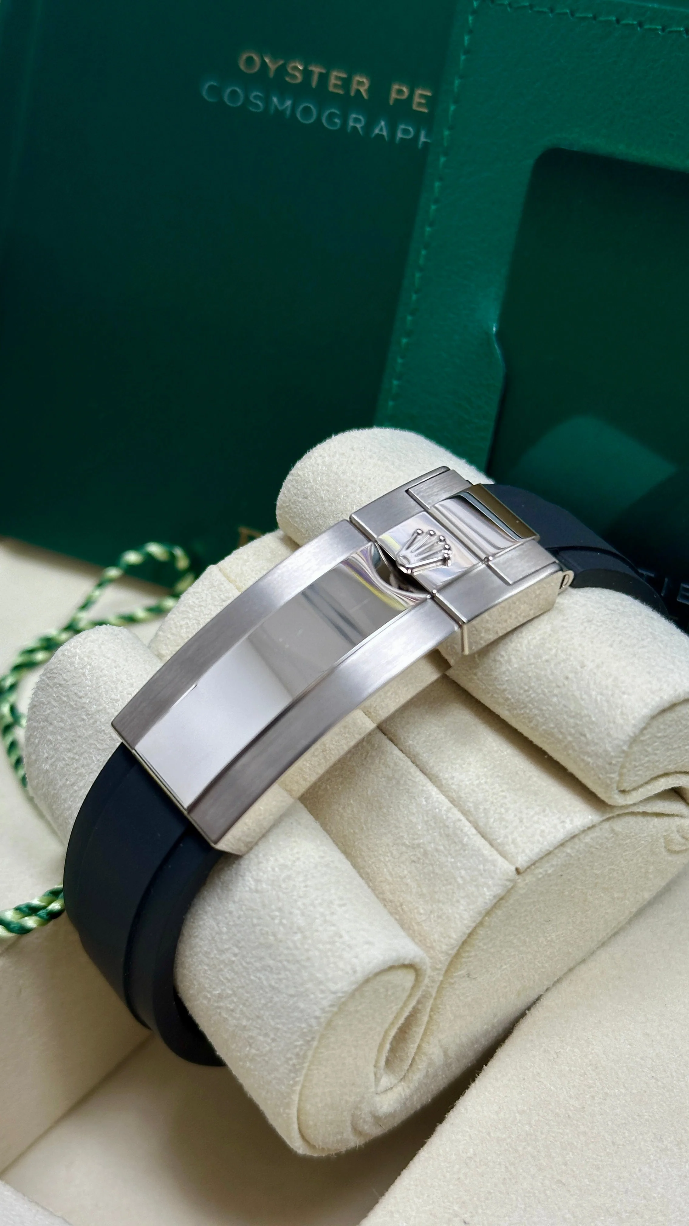 Rolex Cosmograph Daytona "Ghost" 40mm White Gold Grey Dial Oysterflex 126519LN – New 2025 / 2026 - Image 4