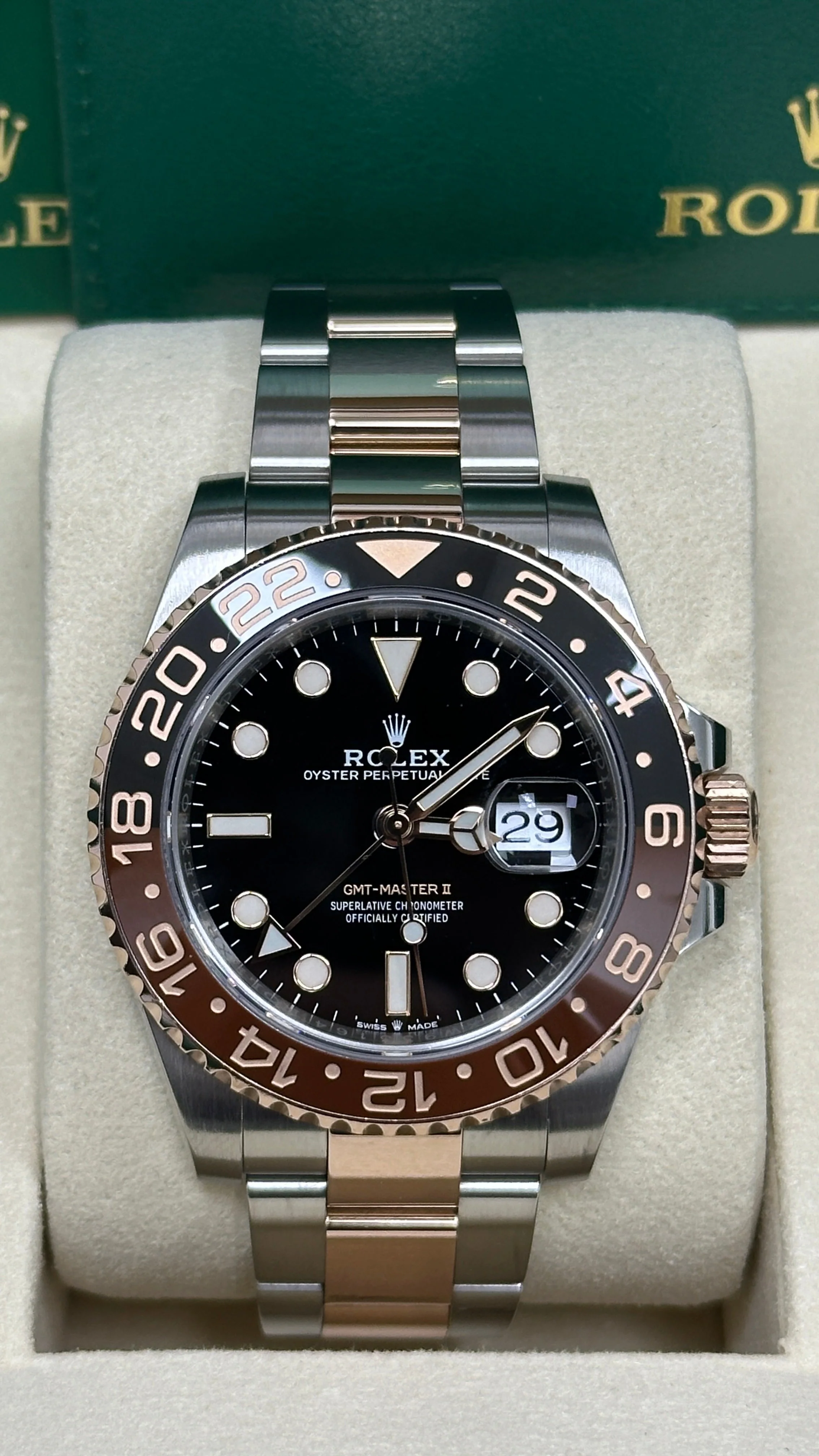 Rolex GMT-Master II "Root Beer" 40mm Two-Tone Everose Black Dial Brown and Black Bezel Oyster Bracelet 126711CHNR – New 2025 / 2026 - Image 2