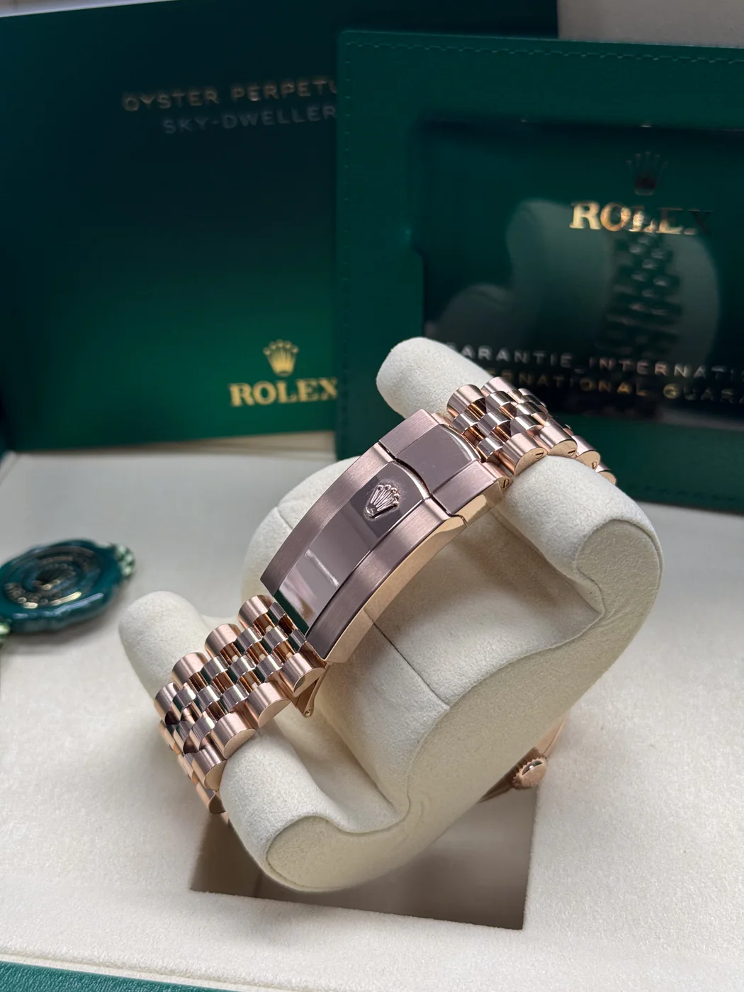 Rolex Sky-Dweller 42mm Rose Gold Chocolate Dial Jubilee Bracelet 336935 – New 2025 / 2026 - Image 5