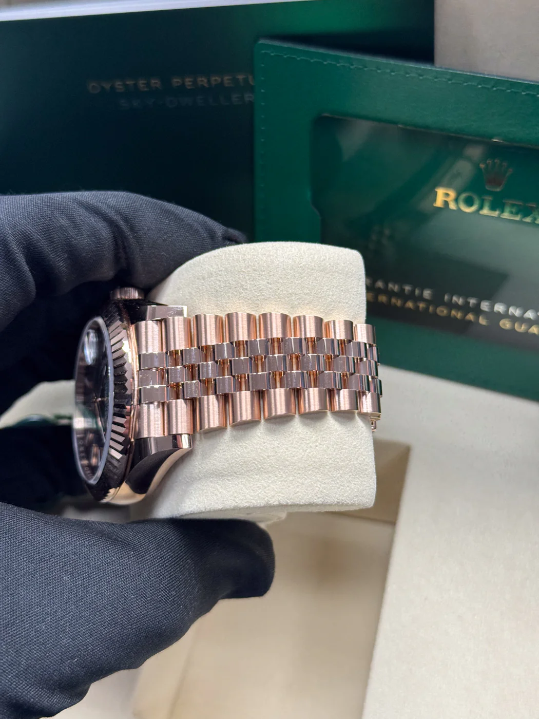 Rolex Sky-Dweller 42mm Rose Gold Chocolate Dial Jubilee Bracelet 336935 – New 2025 / 2026 - Image 9