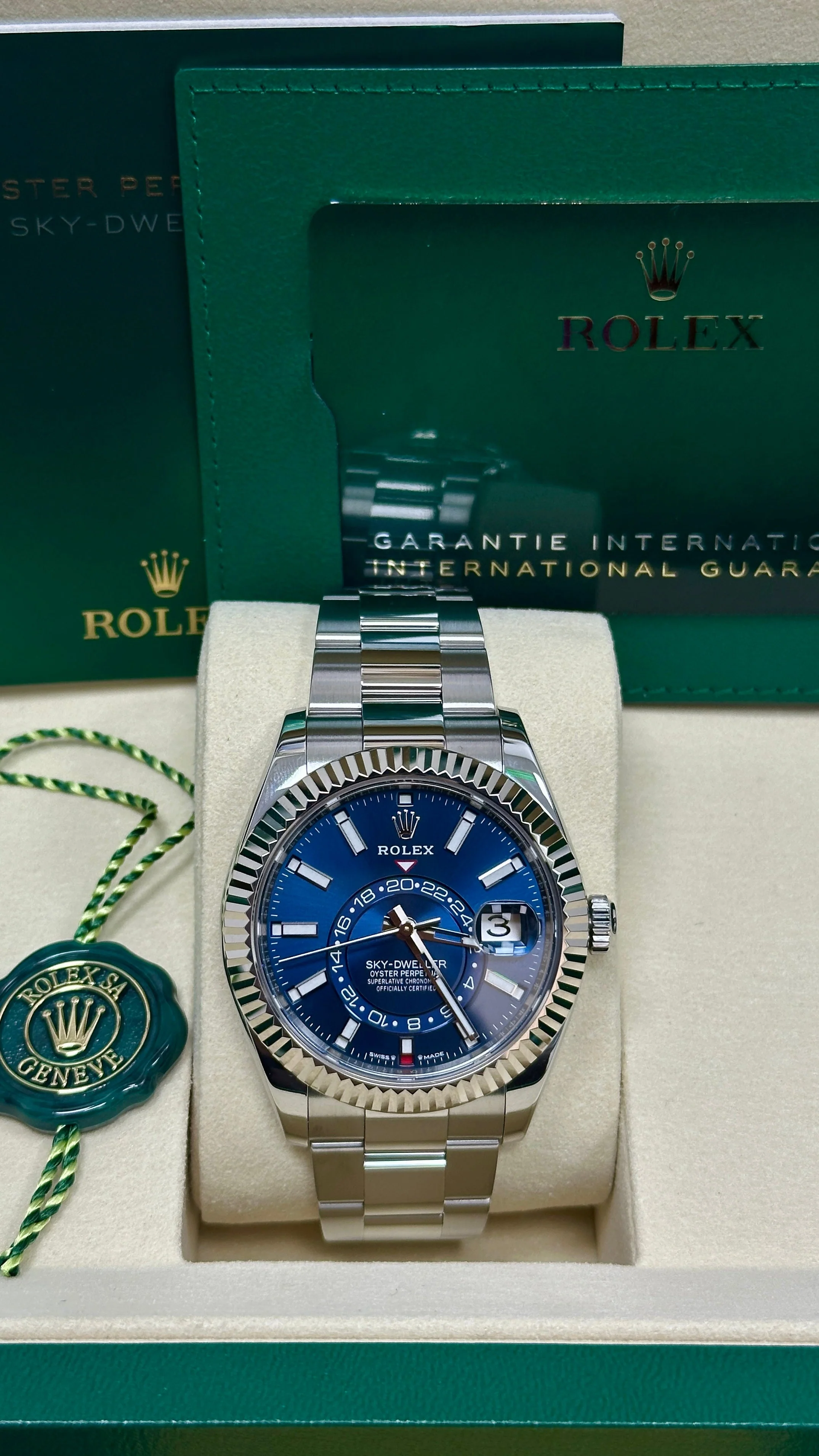 Rolex Sky-Dweller 42mm Blue Dial Oyster Bracelet 336934 – New 2025 / 2026 - Image 3