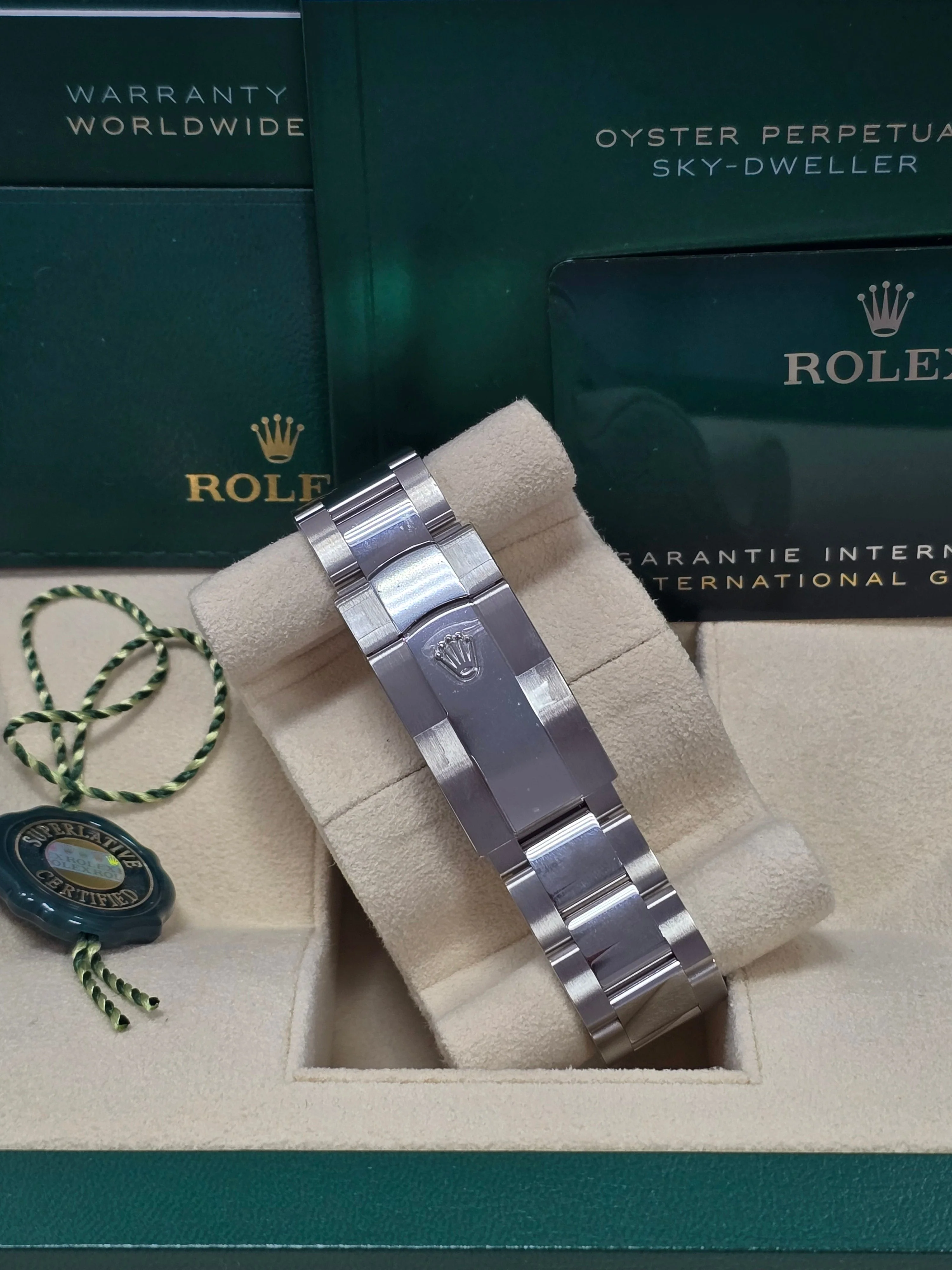 Rolex Sky-Dweller 42mm Green Dial Oyster Bracelet 336934 – New 2025 / 2026 - Image 7