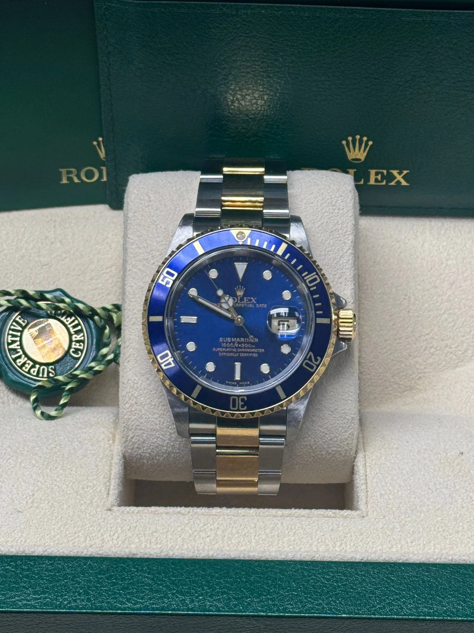 Rolex Submariner Date 40 mm Two-Tone Yellow Gold Blue Dial – 16613 – Pre-Owned with Card - Image 3